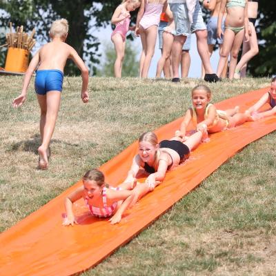 Zomerfeest buikglijden 2026